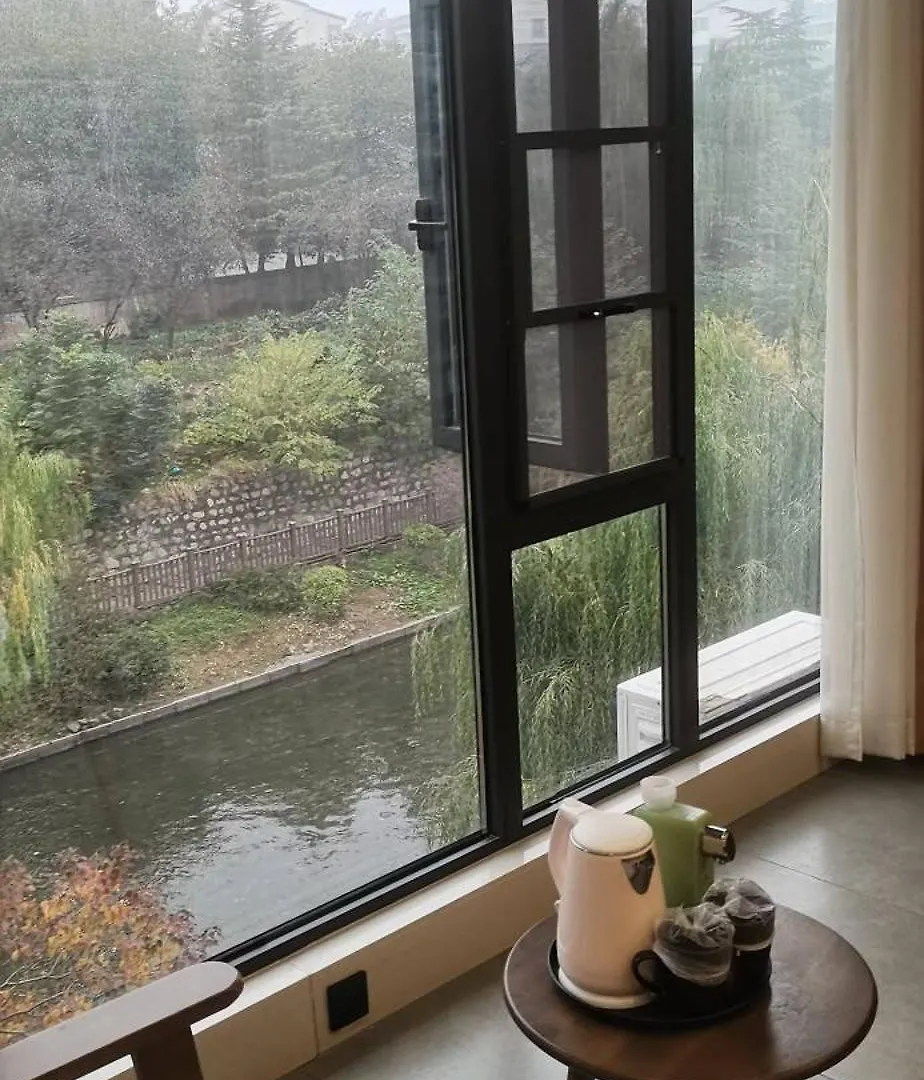 Qichi Waterfront B&B Hotel Lojang