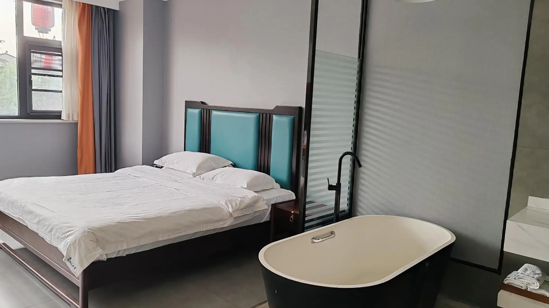 Qichi Waterfront B&B Hotel Lojang