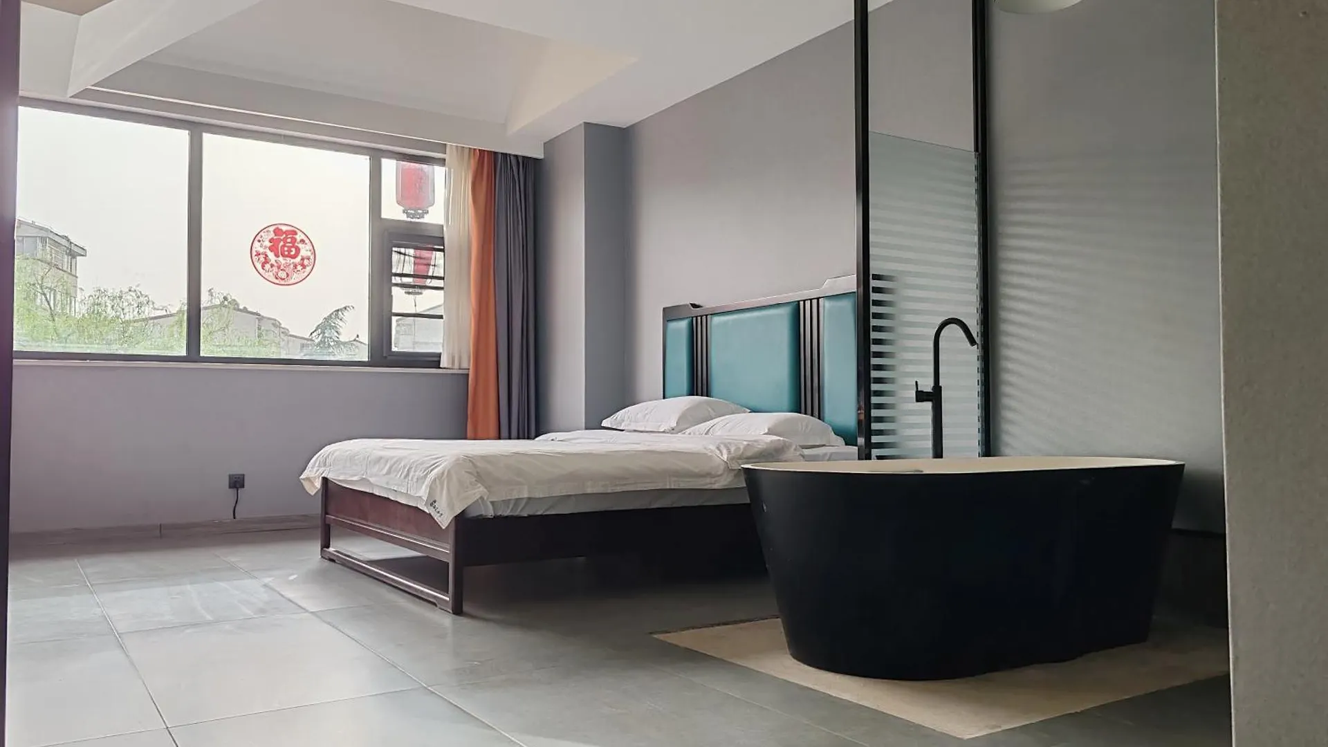 Qichi Waterfront B&B Hotel Lojang 3*,